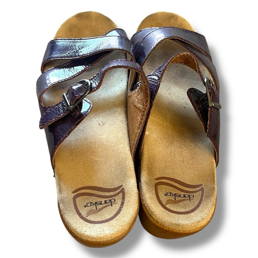 Dansko Sela Vintage Wedge Slip On Sandals Clogs Maroon Patent Leather size 39 - Picture 3 of 11